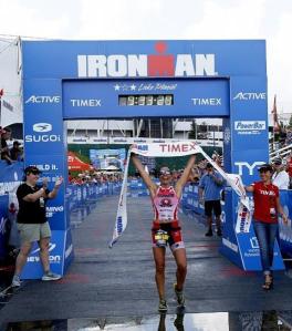 dt.common.streams.StreamServer